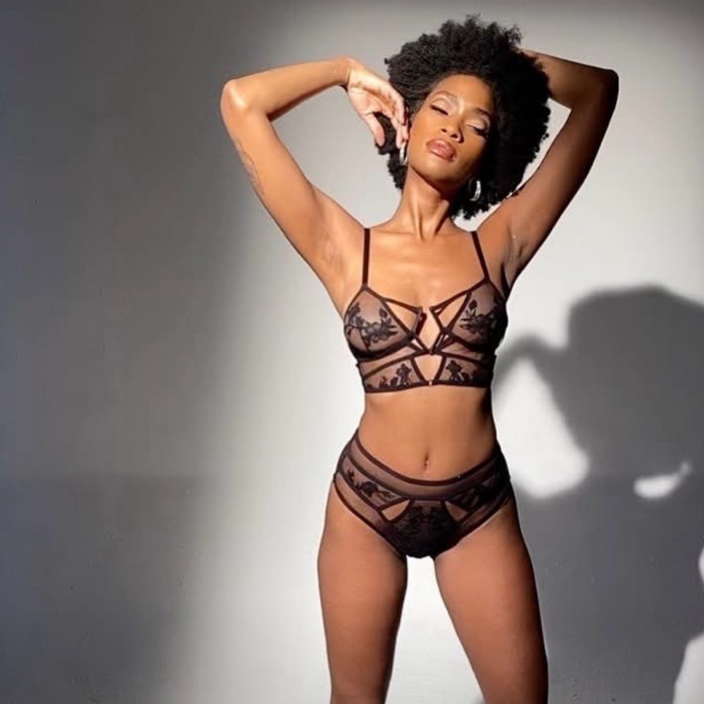 Thistle & Spire Aphrodite Bralette & Thong Set